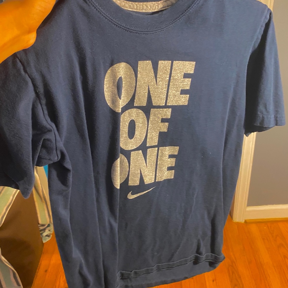 nike one of one tee